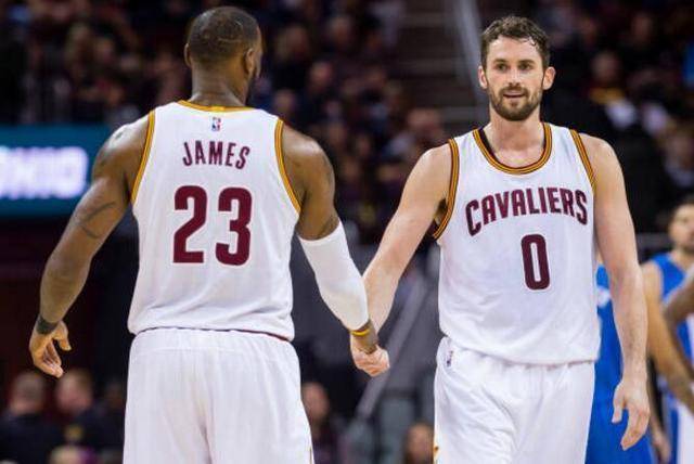 中国男篮以 中国男篮以