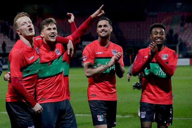 他们在近几 他们在近几