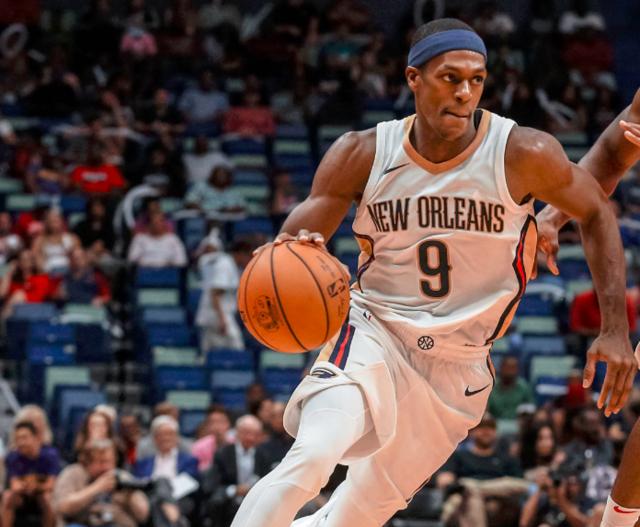 队在与他的 队在与他的