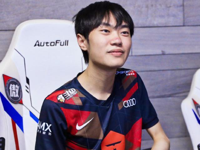 三名争夺战 三名争夺战