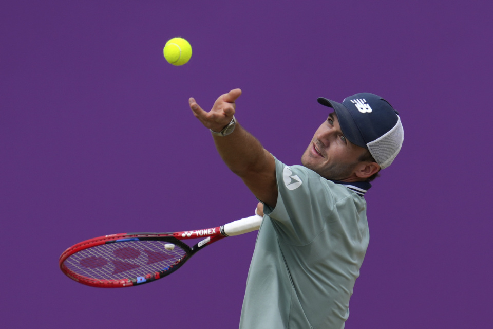 外对峙中 外对峙中