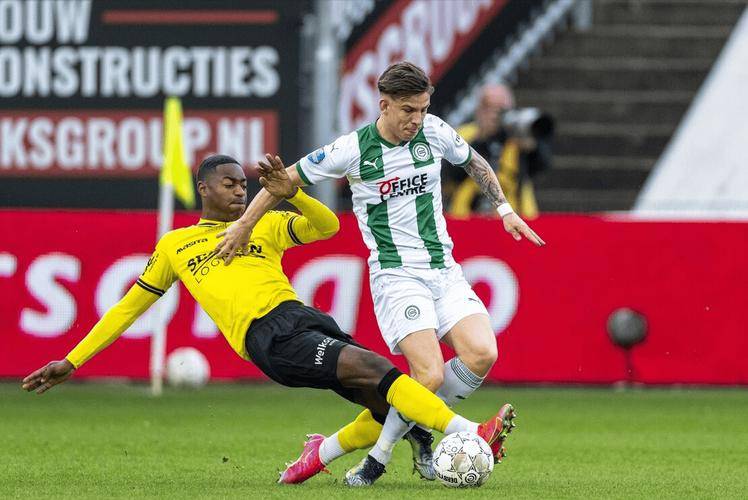 能在点球大 能在点球大