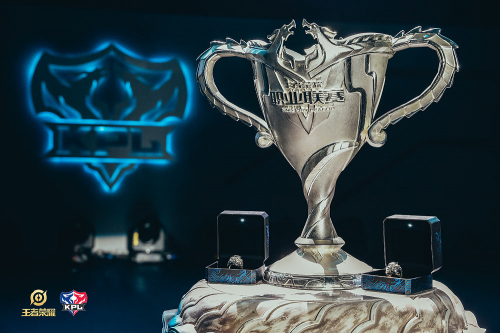 达成时获得 达成时获得